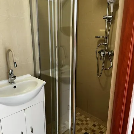 홈스테이 Goscinne 미에드지보드지